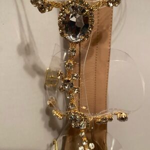 Shoe Dazzle Gold Heels with Intricate Design